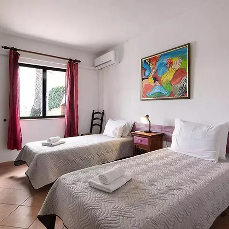 Villa Tigonema *